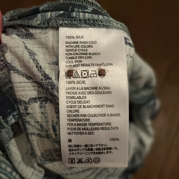 Tommy Bahama Original Fit Green Floral Palm Silk Shirt  Size M - Picture 7 of 9